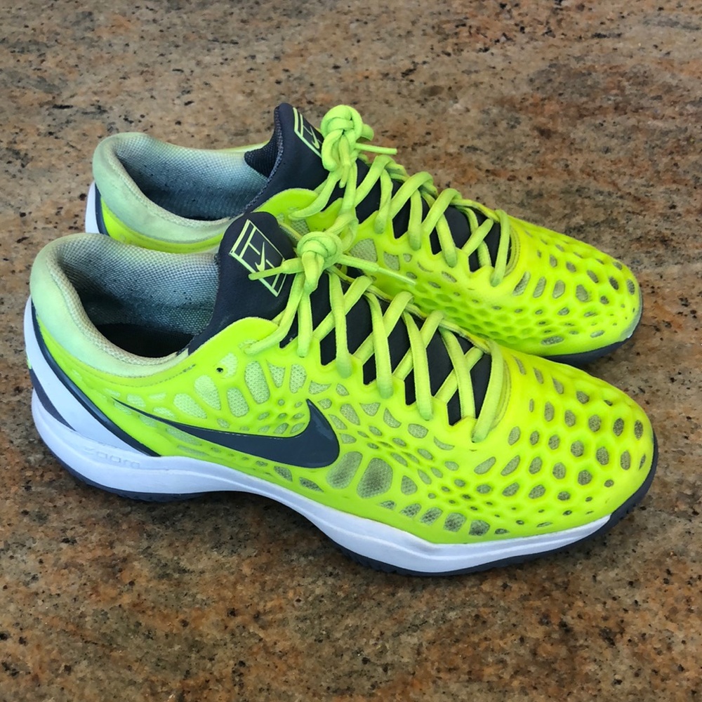 Neon Rafa Nike Zoom Cage 3 tennis sneaker men’s 10